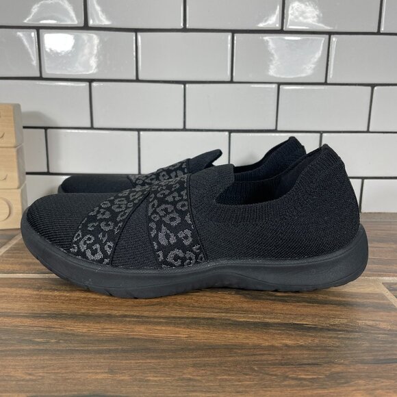 Clarks Adella Stride Womens Size 6.5 Shoes Black Knit Leopard Print Slip On - Picture 1 of 14